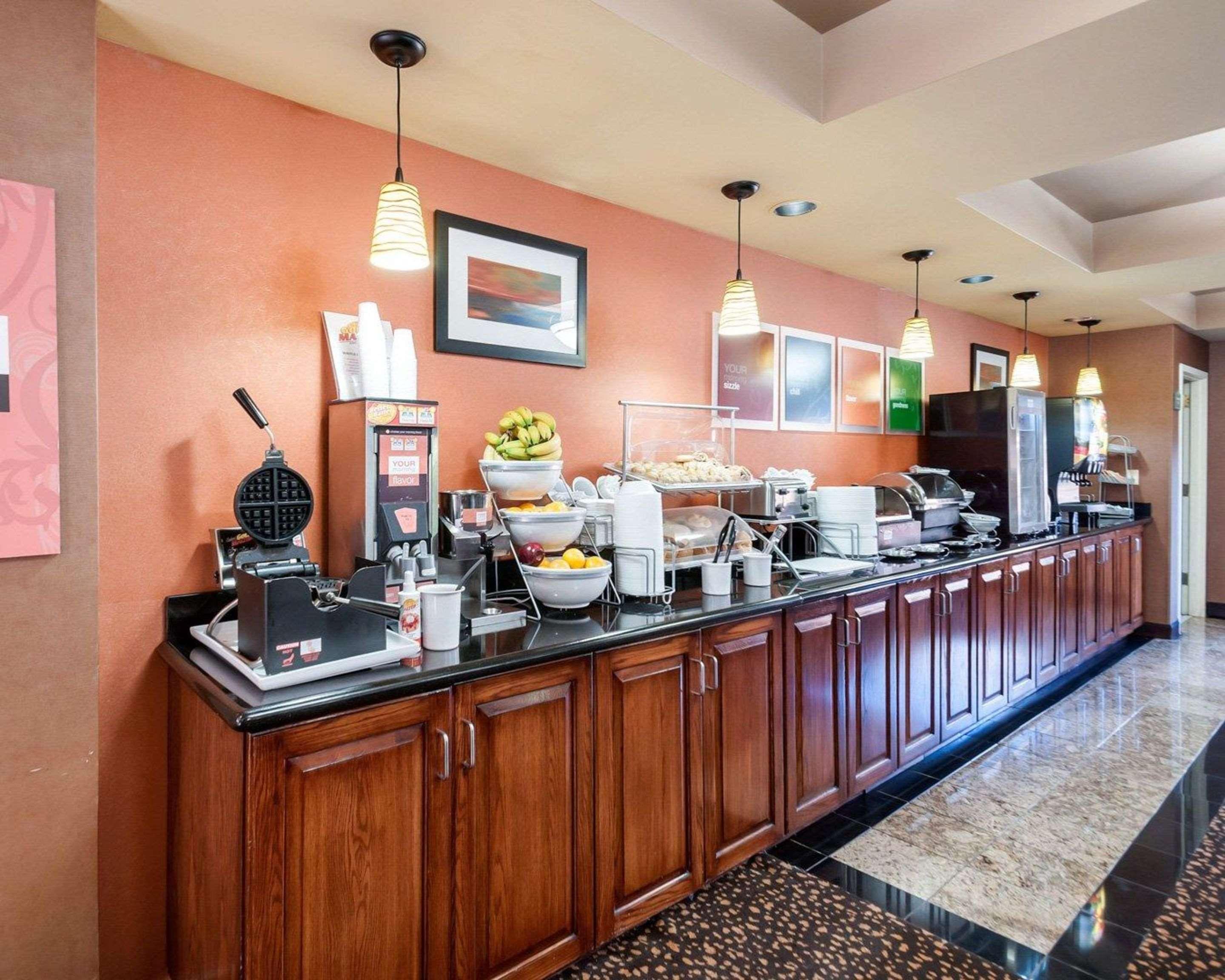 שנטילי Comfort Suites Dulles Airport מראה חיצוני תמונה